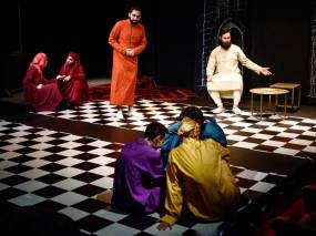 «Ιστορίες για ανθρώπους γενναιόδωρους» από την Αλγερία στο θέατρο Αγγέλων βήμα