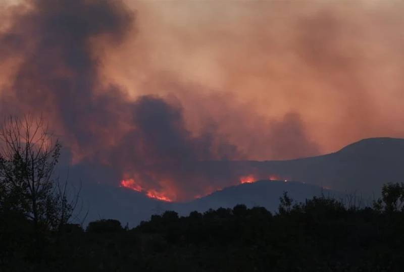 Φωτιά στο Παγγαίο: «Αν δεν βρέξει, δεν σβήνει», λένε στο ethnos.gr οι δήμαρχοι - «Είναι εμπρησμός»